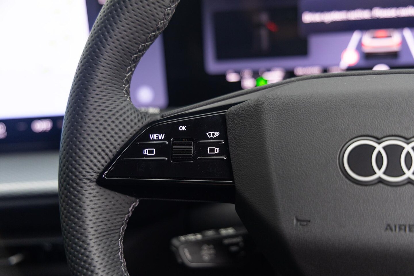Image about Audi Q5 SUV e-hybrid quattro S tronic