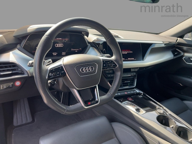 Audi e-tron GT RS