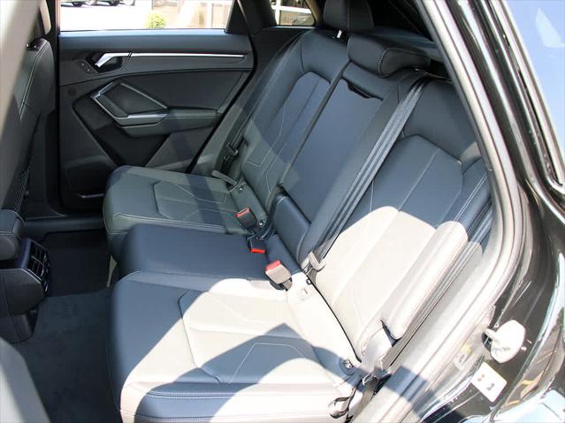 2025 AUDI Q3 - Image 13