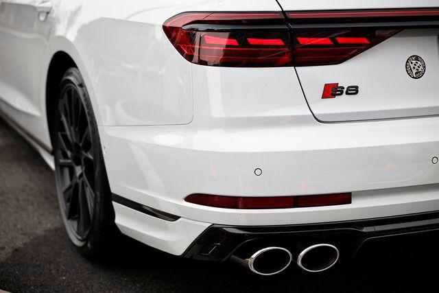 2025 Audi S8 Base - Photo 11