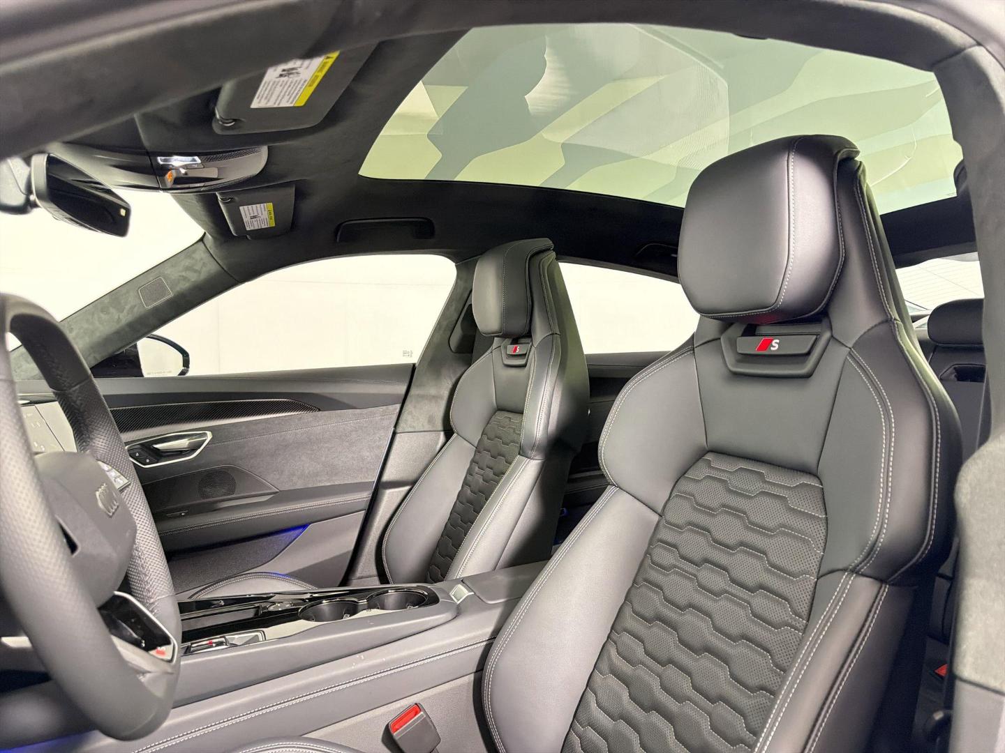 2026 Audi S e-tron GT Prestige - Photo 27