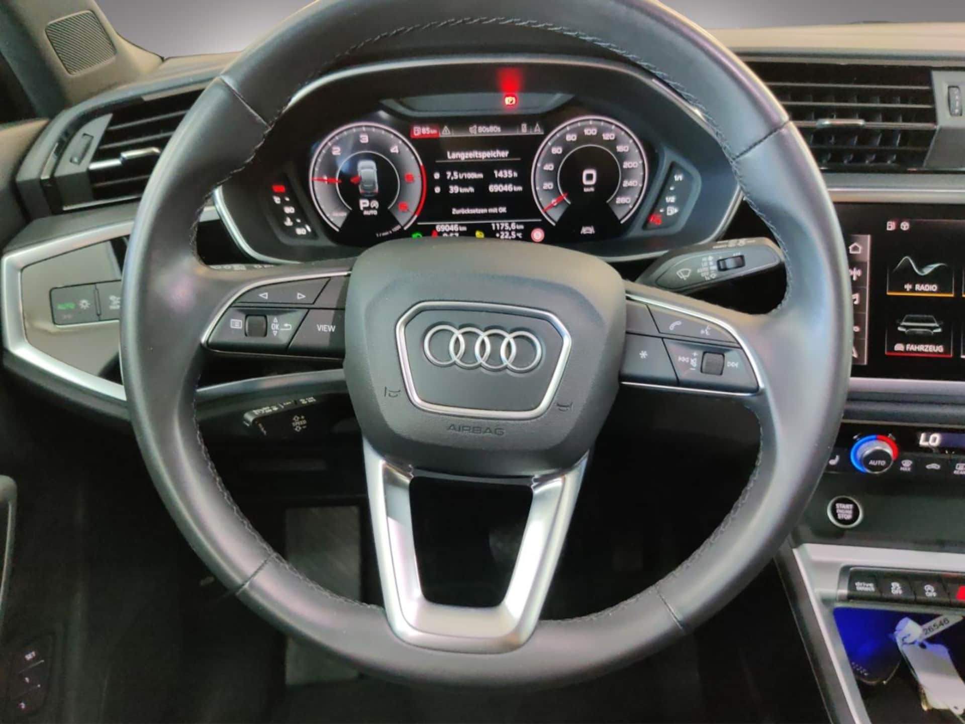 Audi Q3 Sportback S line