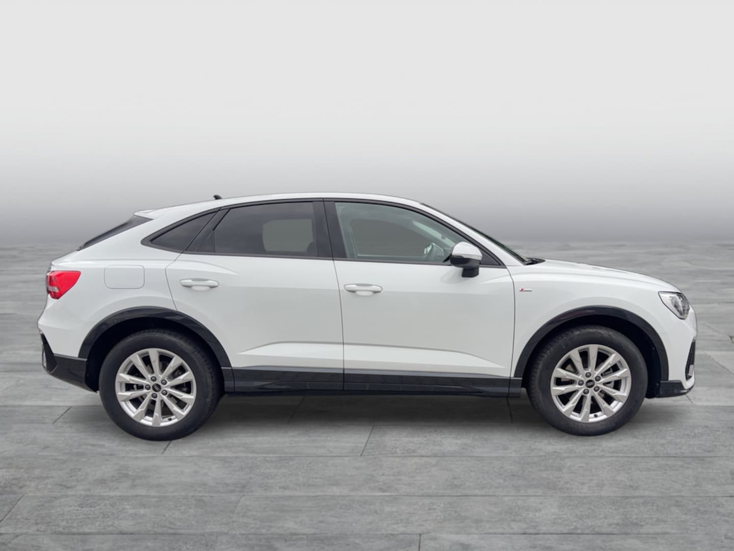 Bild über Audi Q3 Sportback TFSI 110 kW S tronic - für weitere Informationen kontaktieren Sie den Audi Partner
