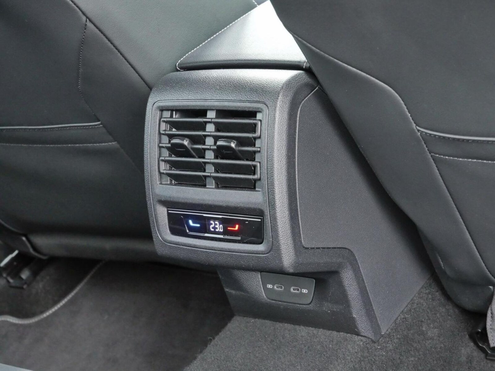 Volkswagen Golf Variant – Bild 17