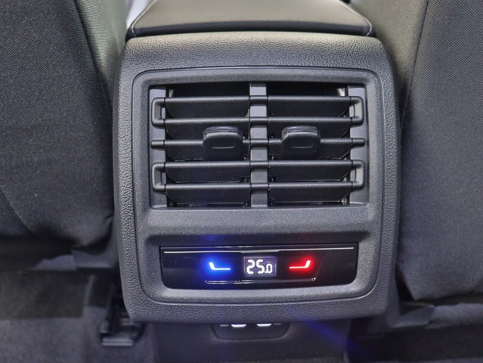 Volkswagen Golf – Bild 25