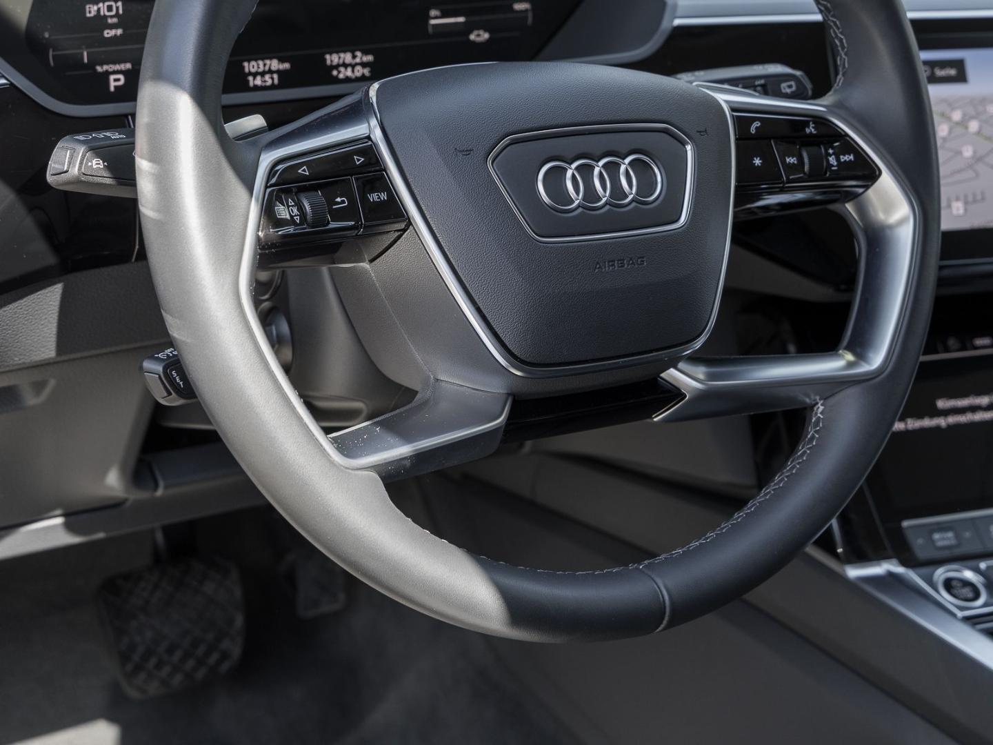 Image about Audi Q8 e-tron advanced 50 e-tron quattro