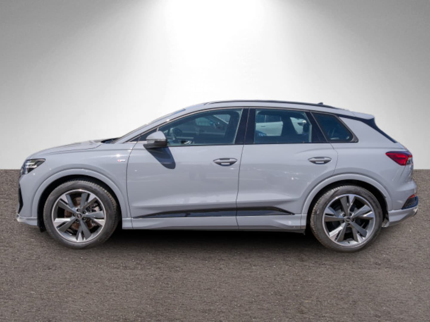 Bild über Audi Q4 e-tron 40 e-tron - für weitere Informationen kontaktieren Sie den Audi Partner
