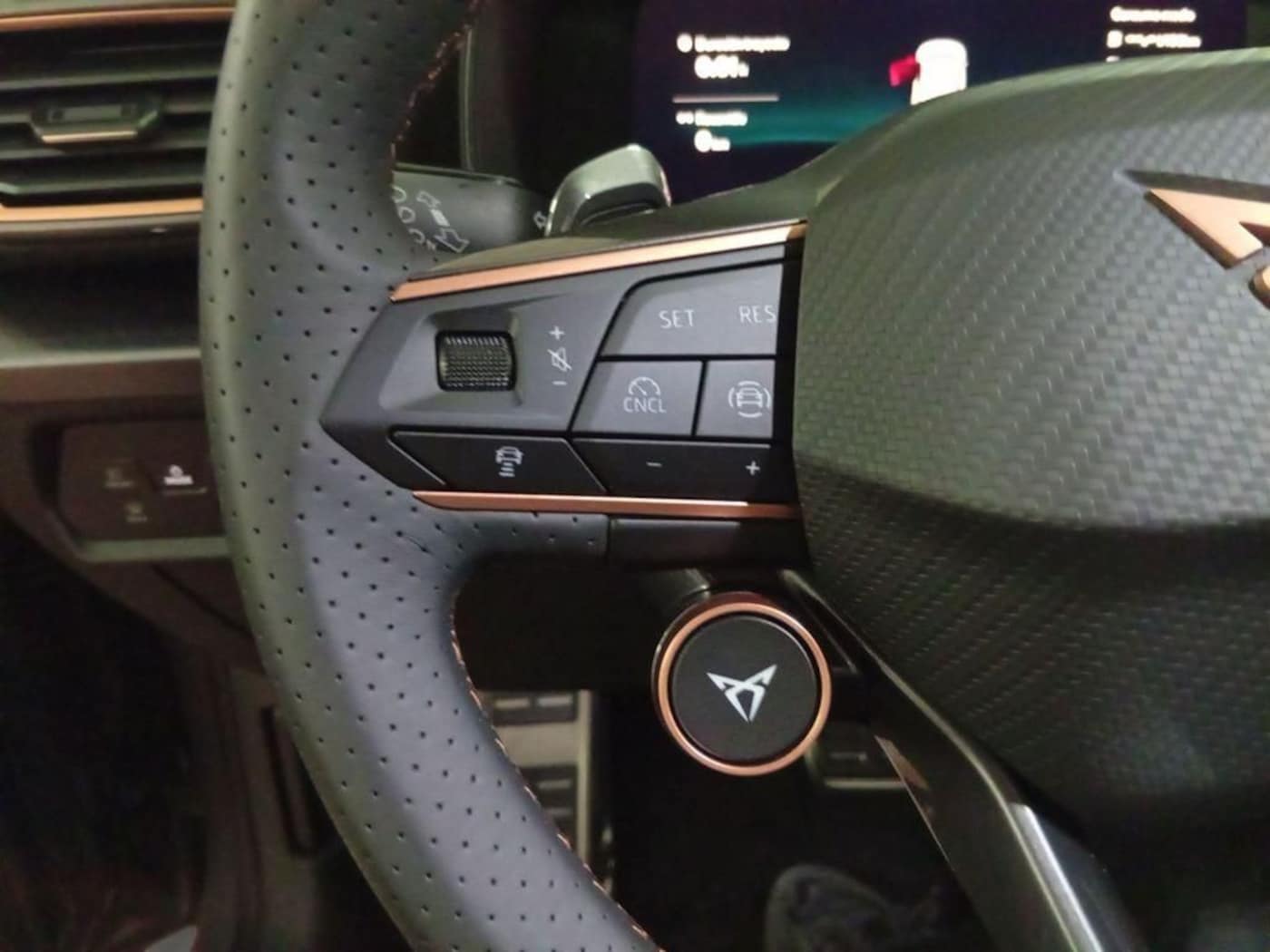 CUPRA Leon Sportstourer 1.5 TSI e-Hybrid DSG 150 kW (204 CV) — photo 9