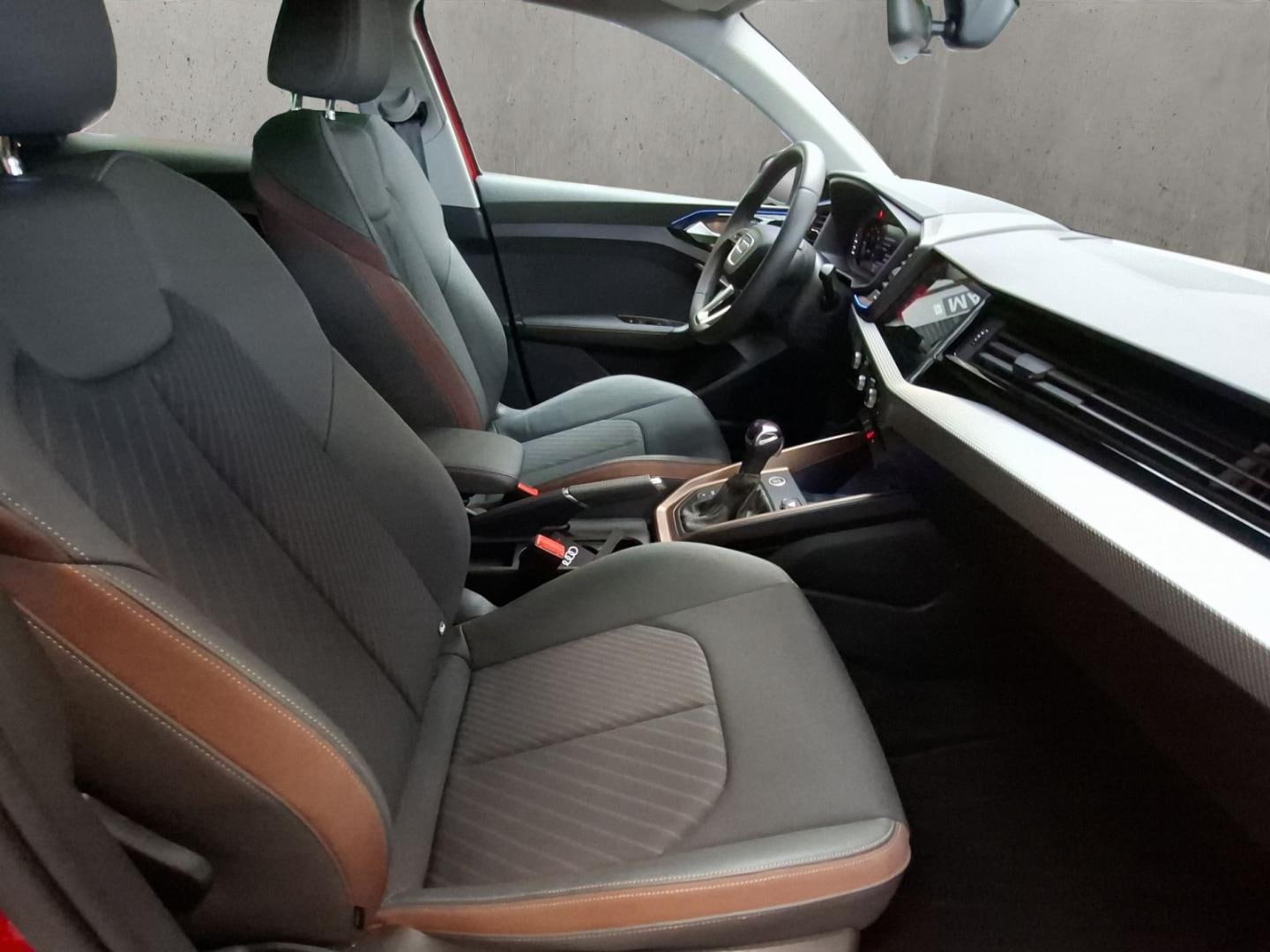 Bild über Audi A1 Sportback S line 25 TFSI S tronic - für weitere Informationen kontaktieren Sie den Audi Partner