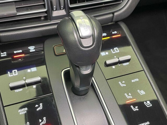 2023 Porsche Macan Base - Photo 35