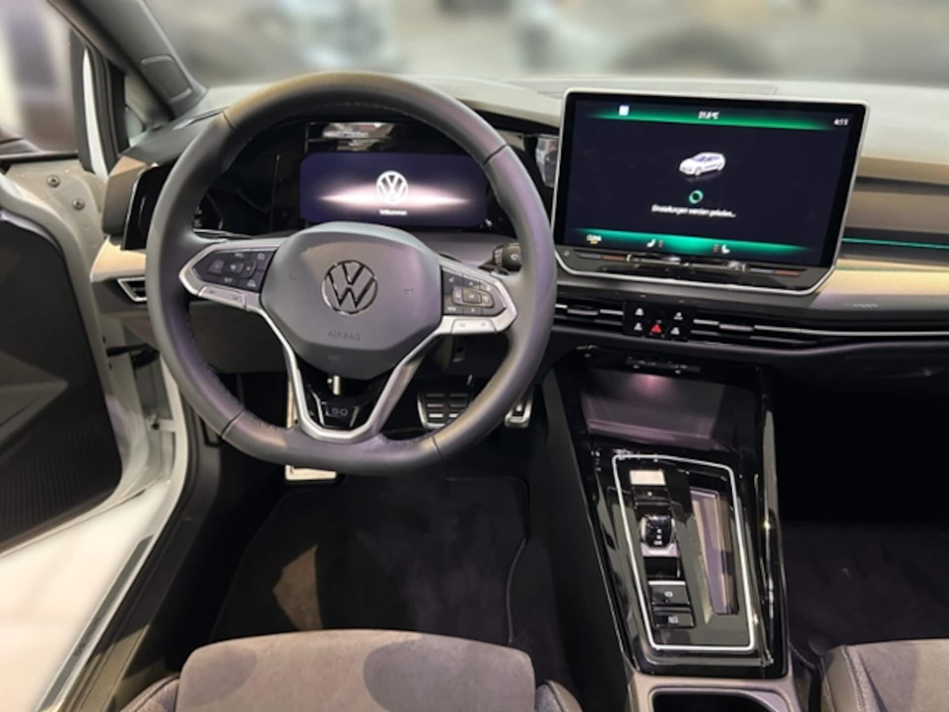Volkswagen Golf Style