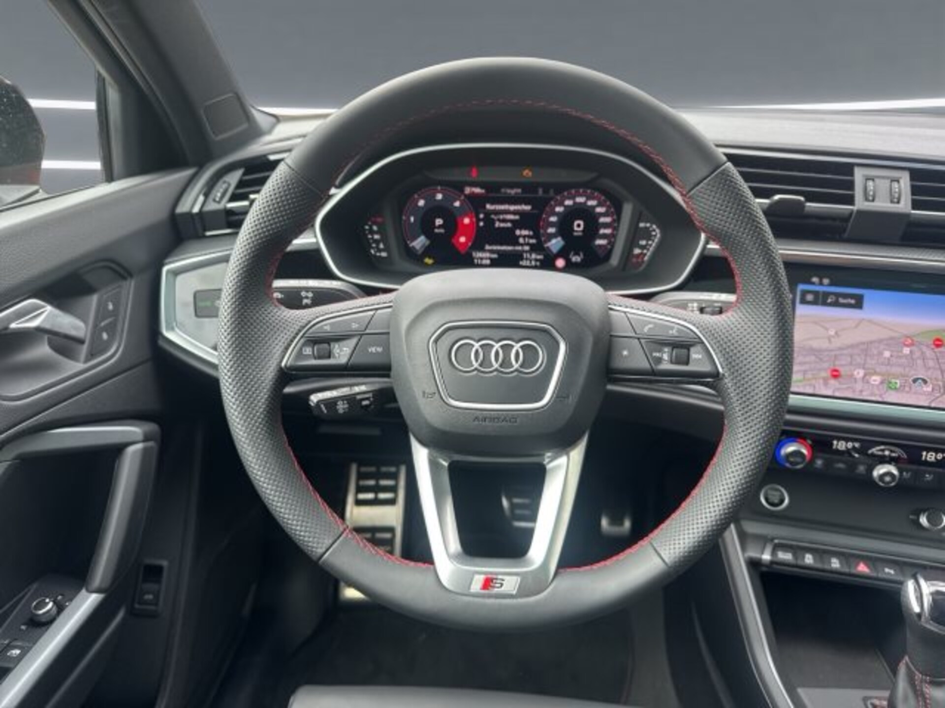 Audi Q3 SUV S line