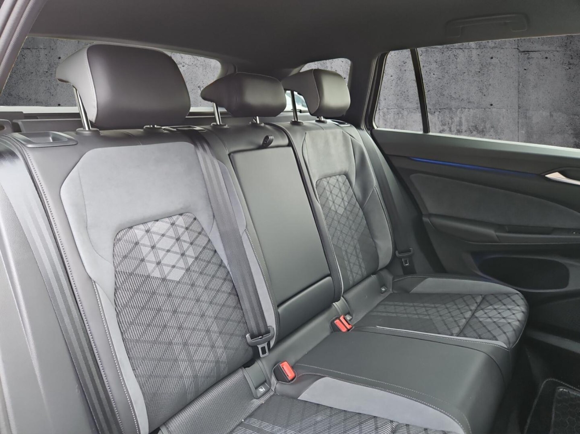 Volkswagen Golf Variant R-Line
