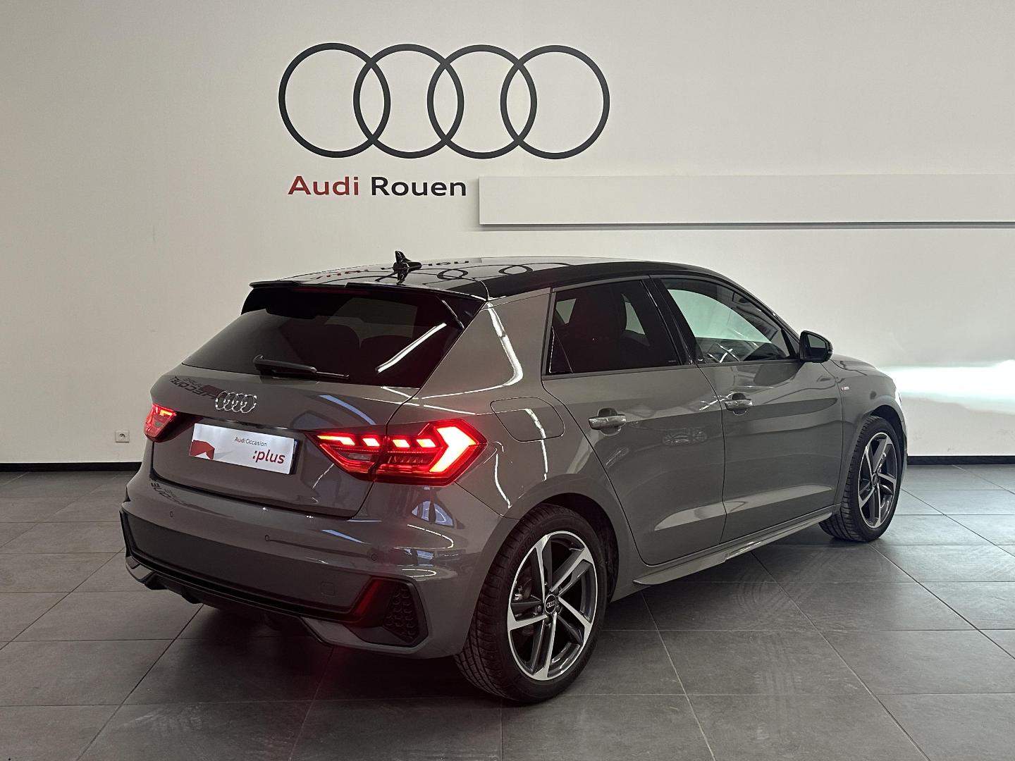 Image about Audi A1 Sportback S line plus 30 TFSI 85 kW (116 ch) S tronic