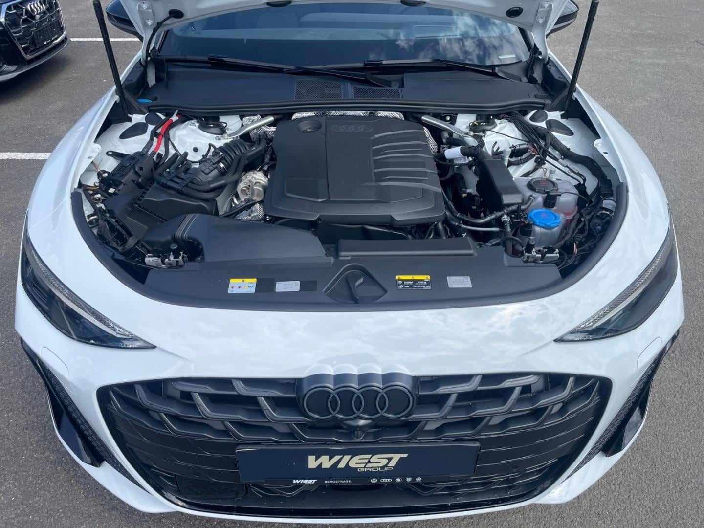 Bild über Audi A6 Limousine edition one TDI quattro 150 kW S tronic - für weitere Informationen kontaktieren Sie den Audi Partner
