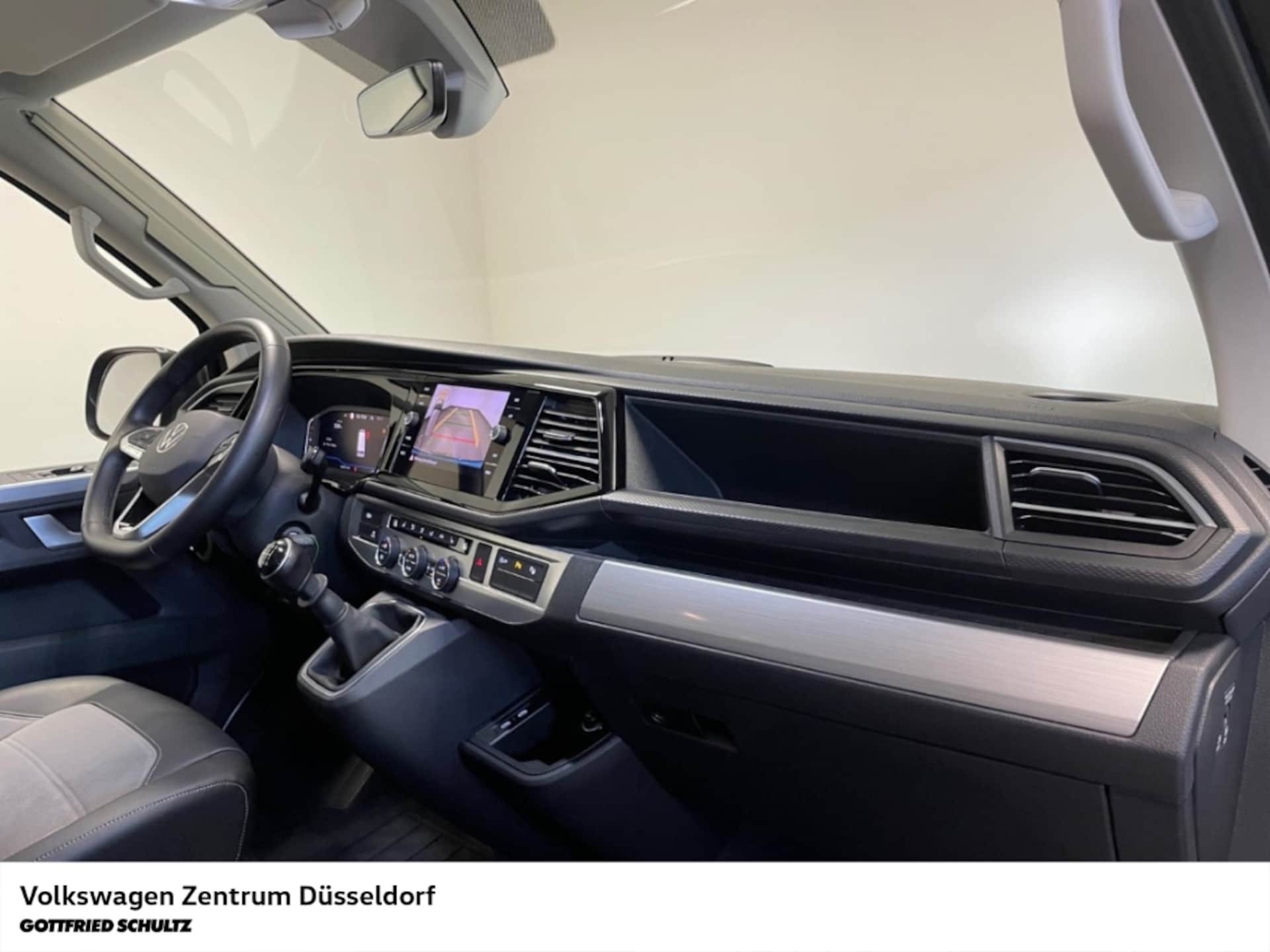 Volkswagen T6.1 California Beach