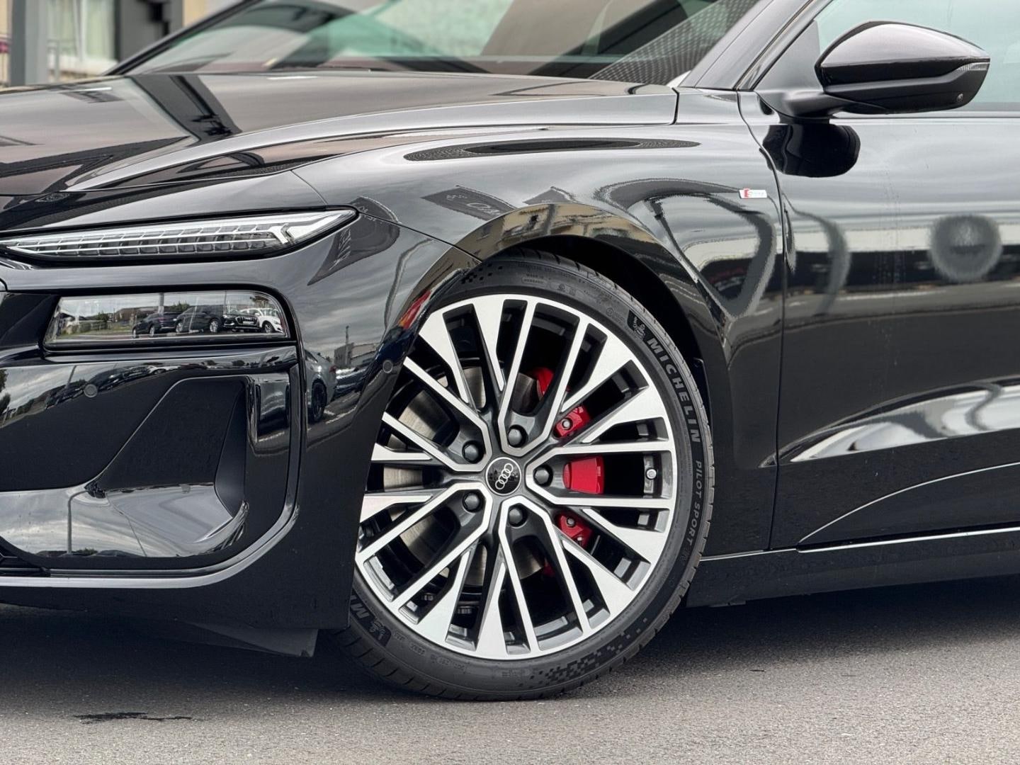 Bild über Audi A6 Avant e-tron S line business e-tron performance 270 kW - für weitere Informationen kontaktieren Sie den Audi Partner