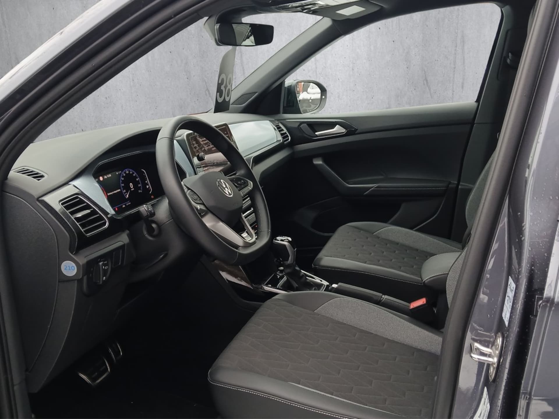 Volkswagen T-Cross Life
