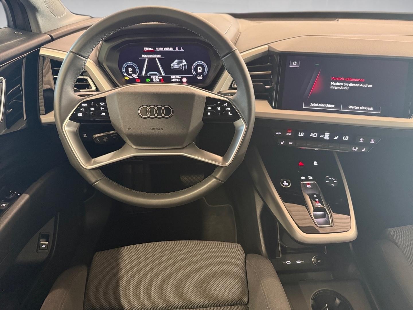 Bild über Audi Q4 e-tron 45 e-tron - für weitere Informationen kontaktieren Sie den Audi Partner