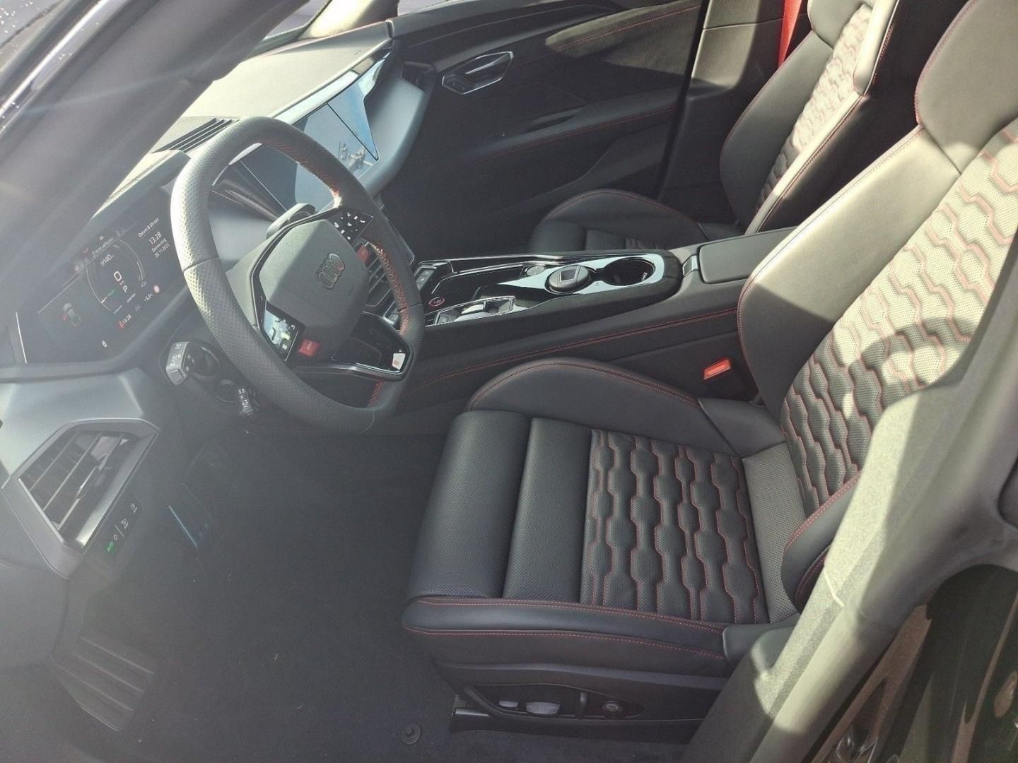 Bild über Audi RS e-tron GT e-tron quattro performance 620 kW - für weitere Informationen kontaktieren Sie den Audi Partner