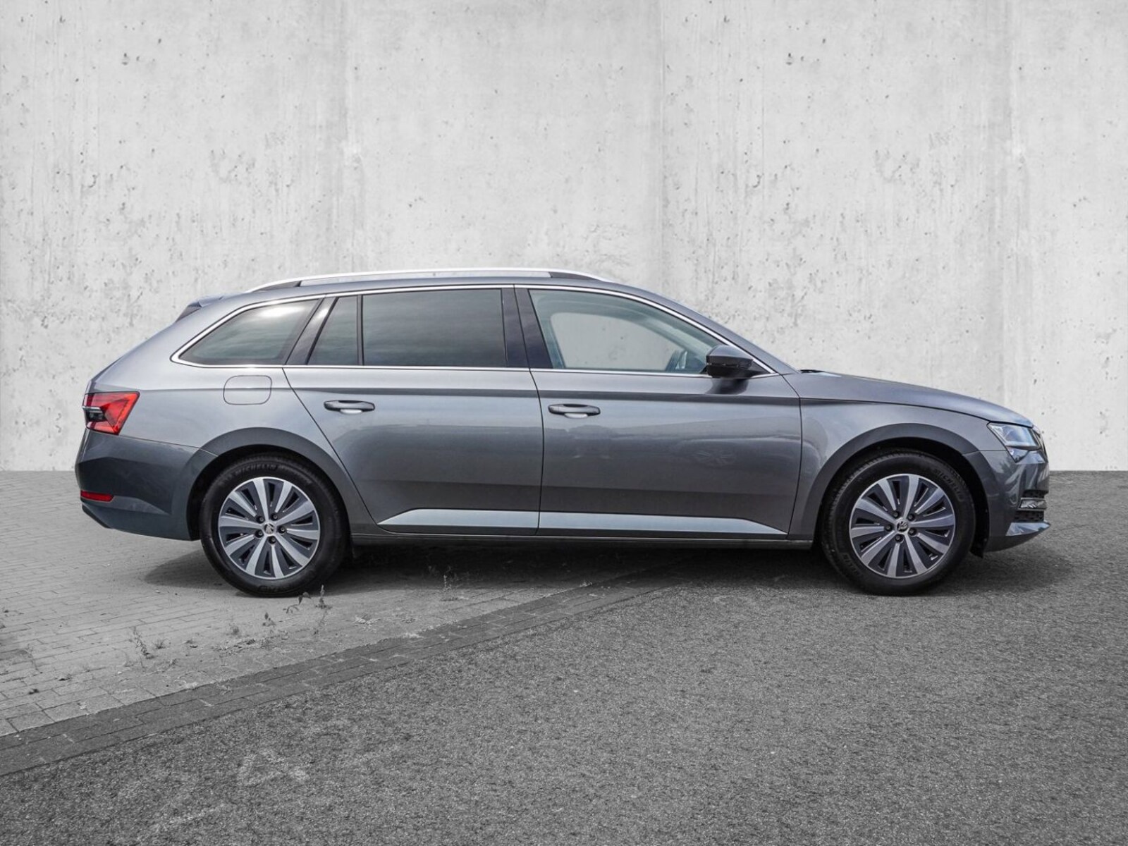 Škoda Superb Combi – Bild 20