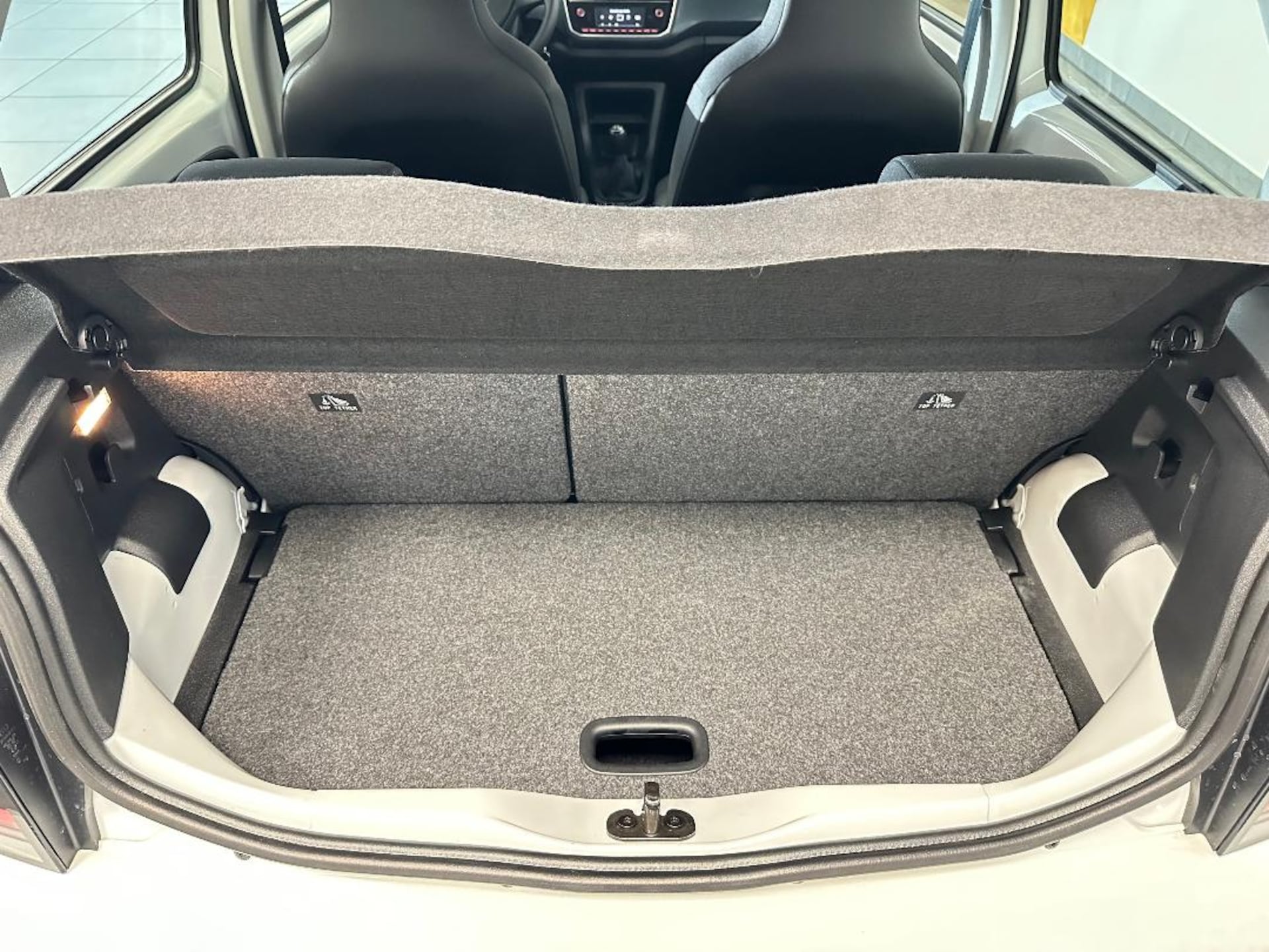 Volkswagen up! move up!