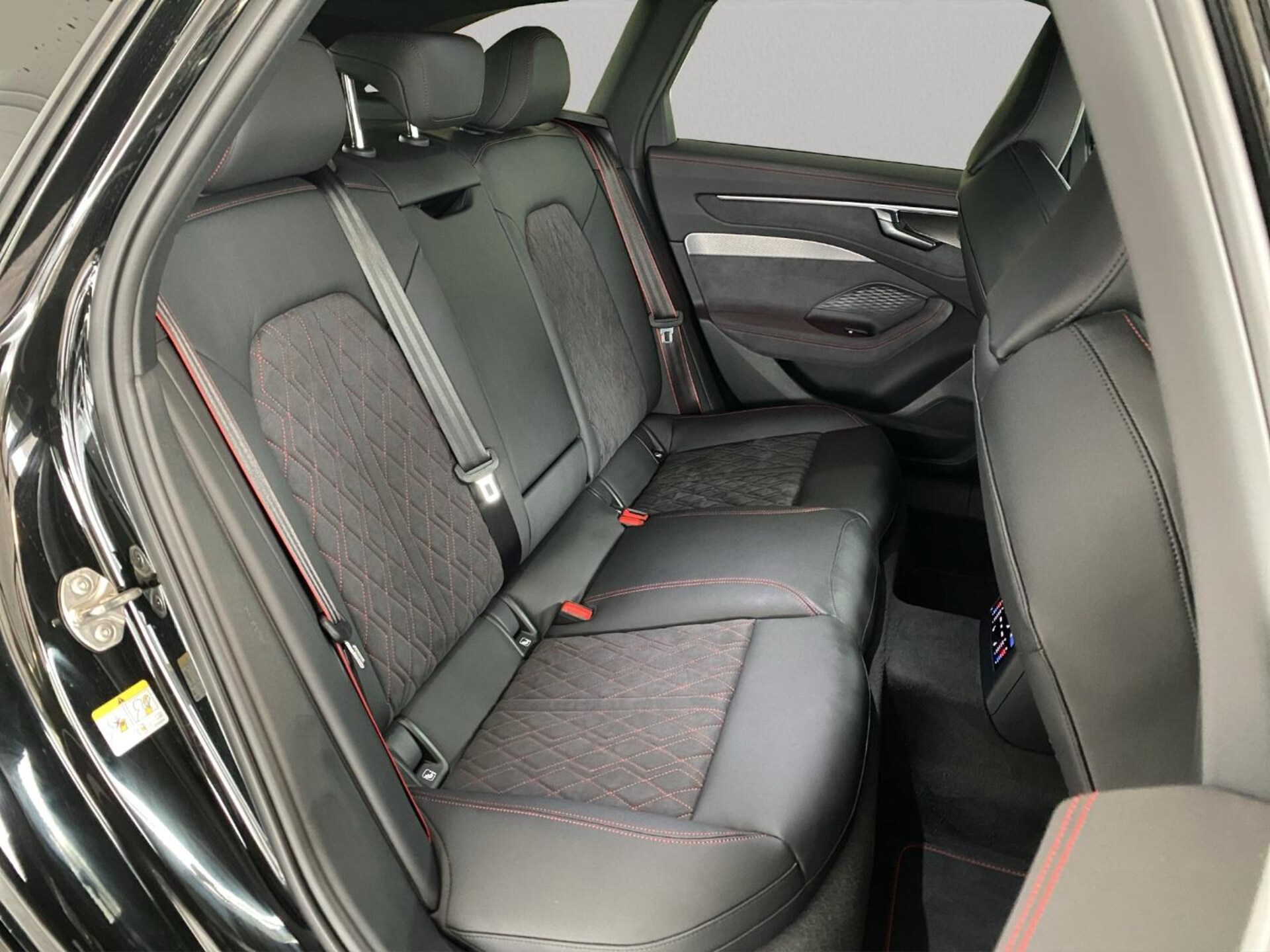 Audi A6 Avant edition one