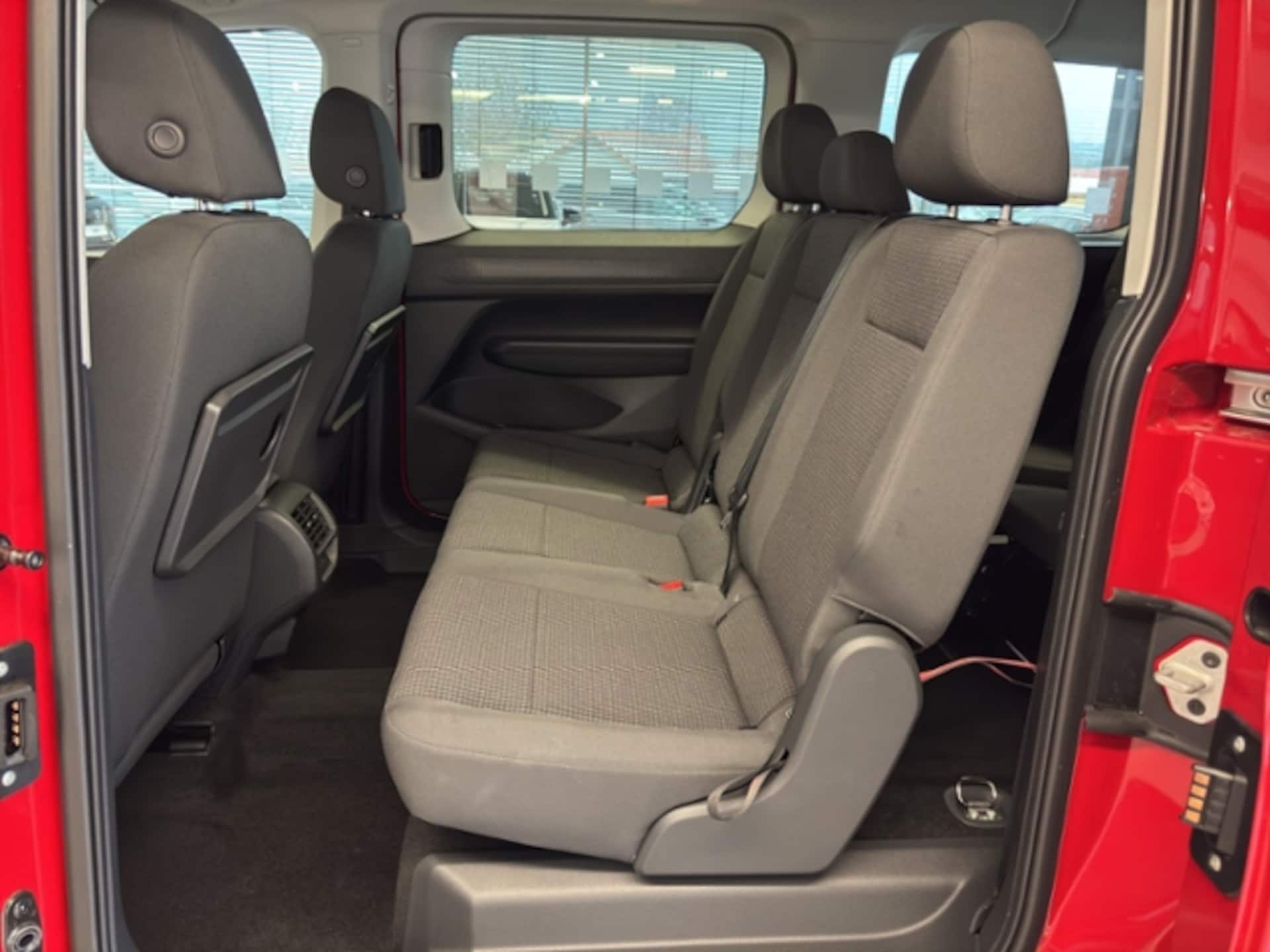 Volkswagen Caddy Maxi Basis-Modell