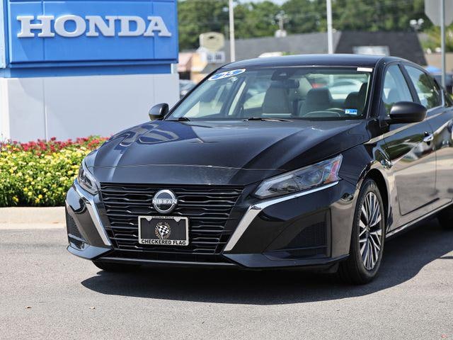 2025 Nissan Altima