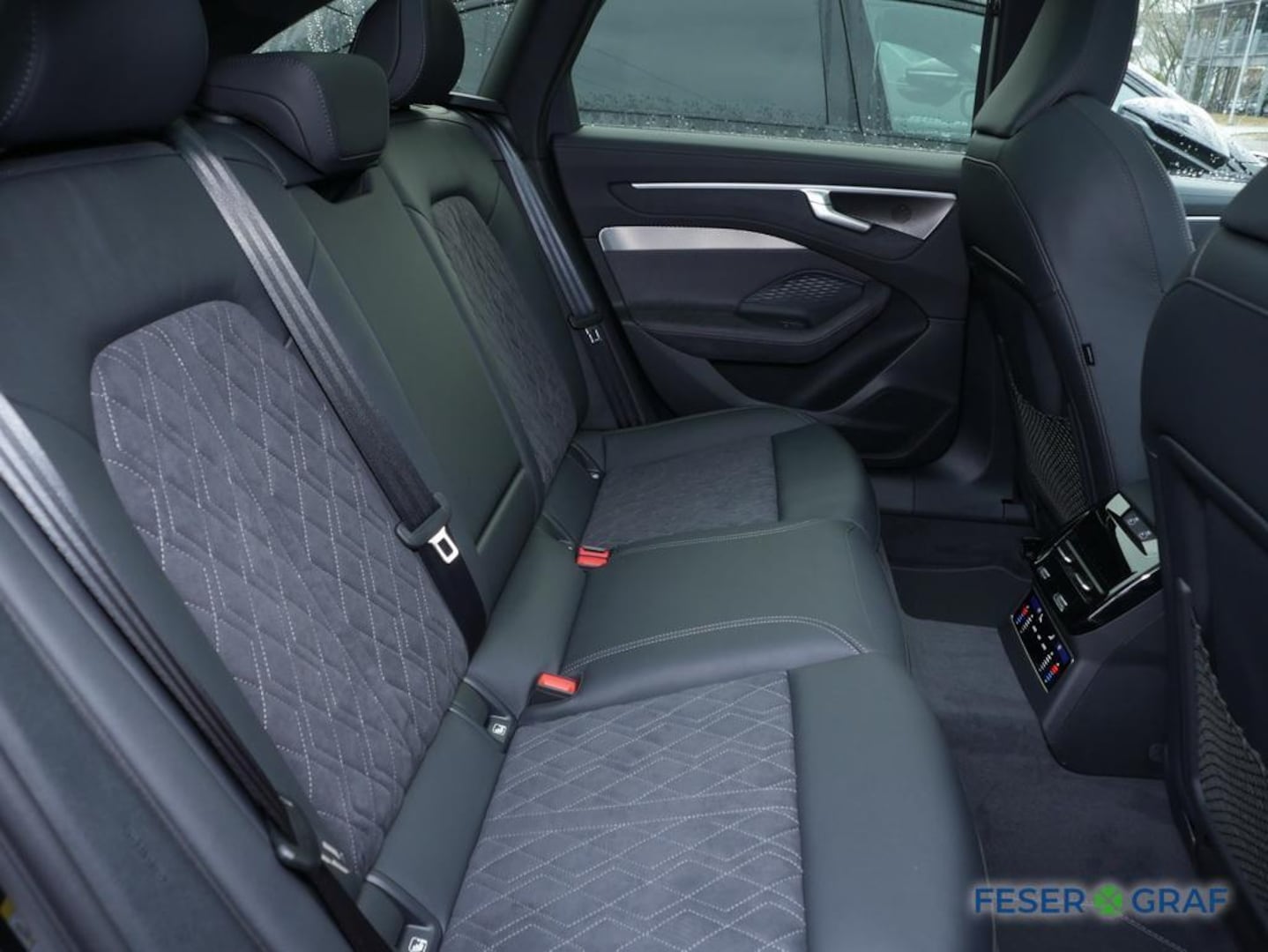 Bild über Audi A6 Avant TDI quattro 150 kW S tronic - für weitere Informationen kontaktieren Sie den Audi Partner