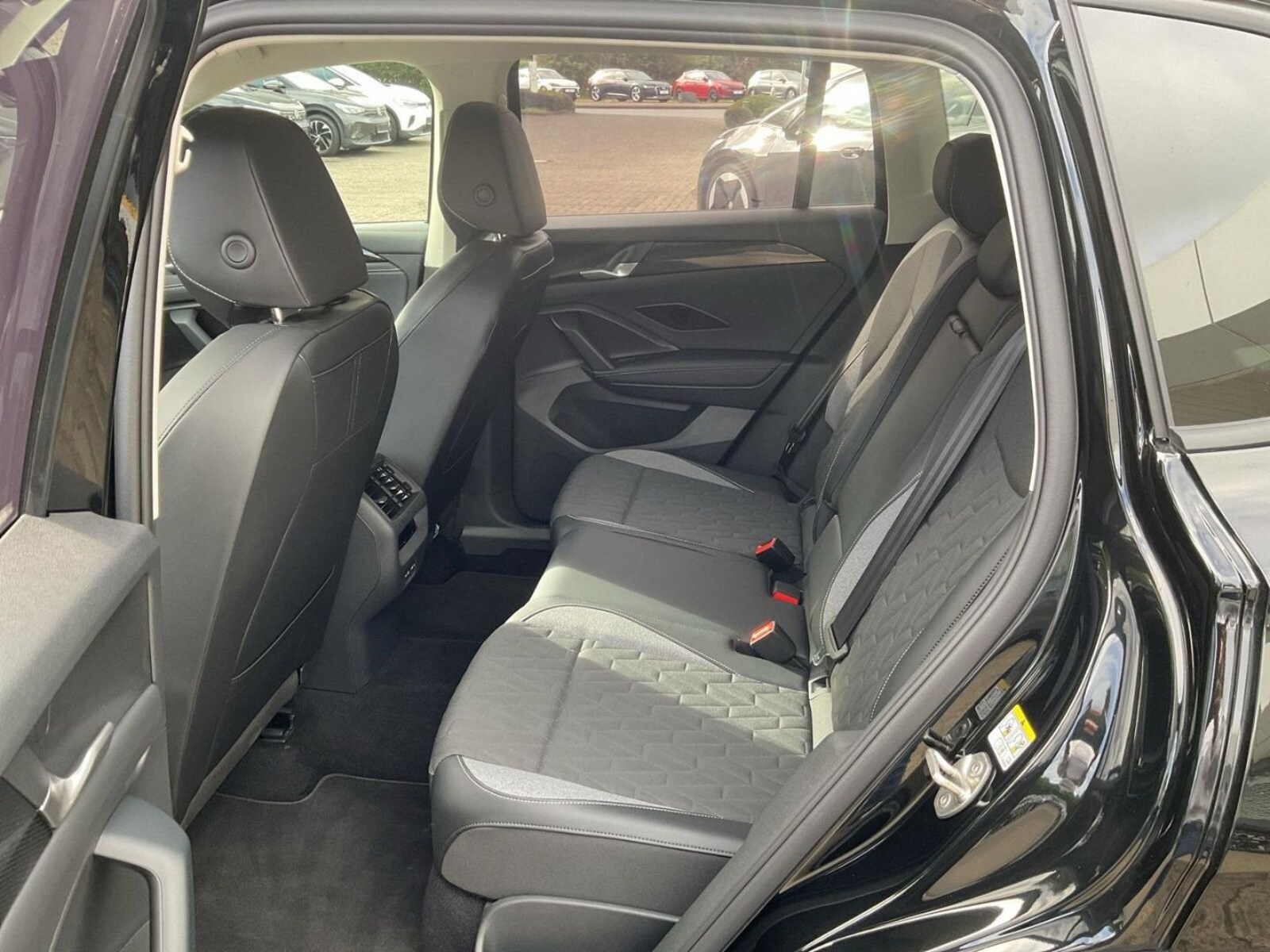 Volkswagen Tiguan – Bild 10