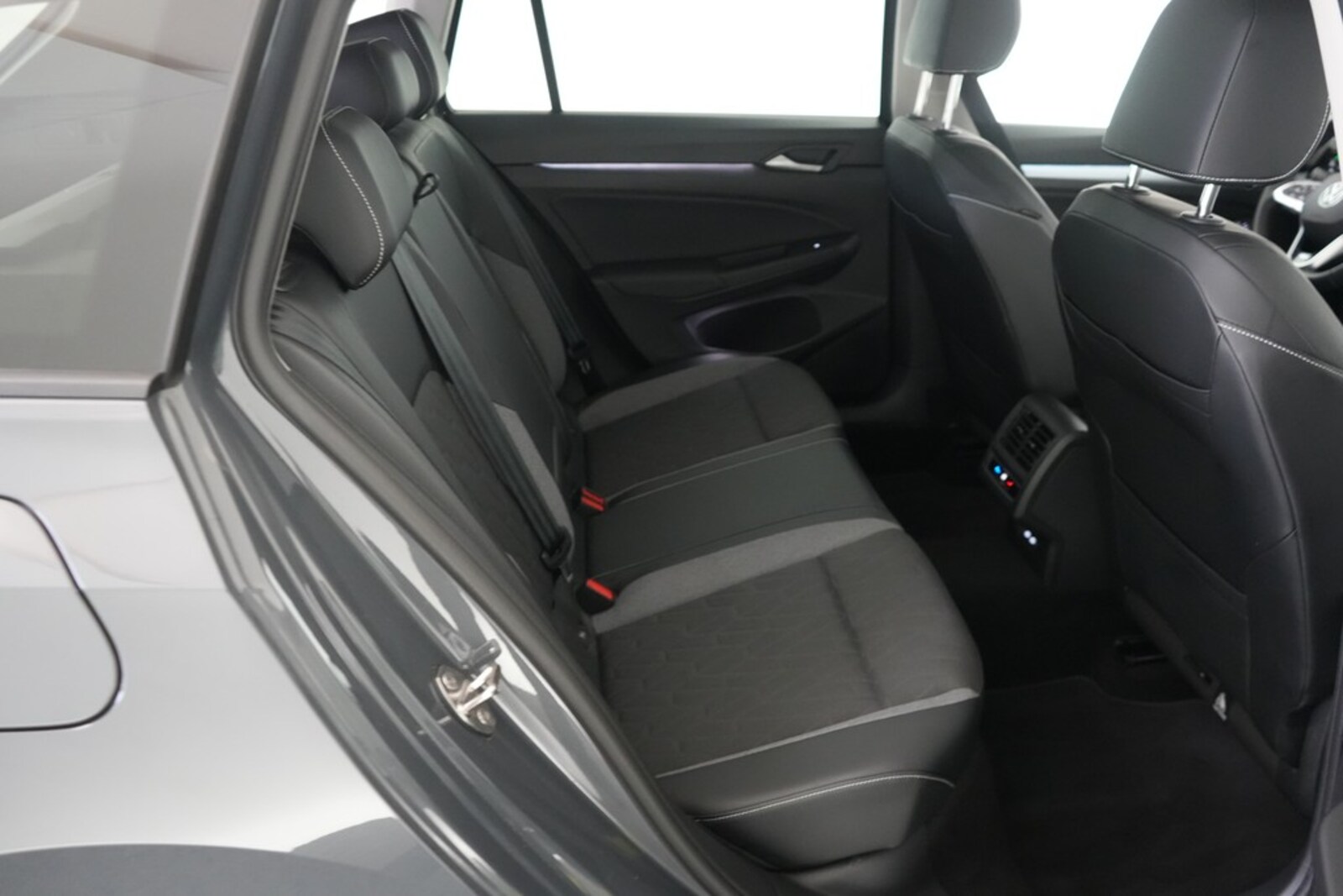 Volkswagen Golf Variant – Bild 10
