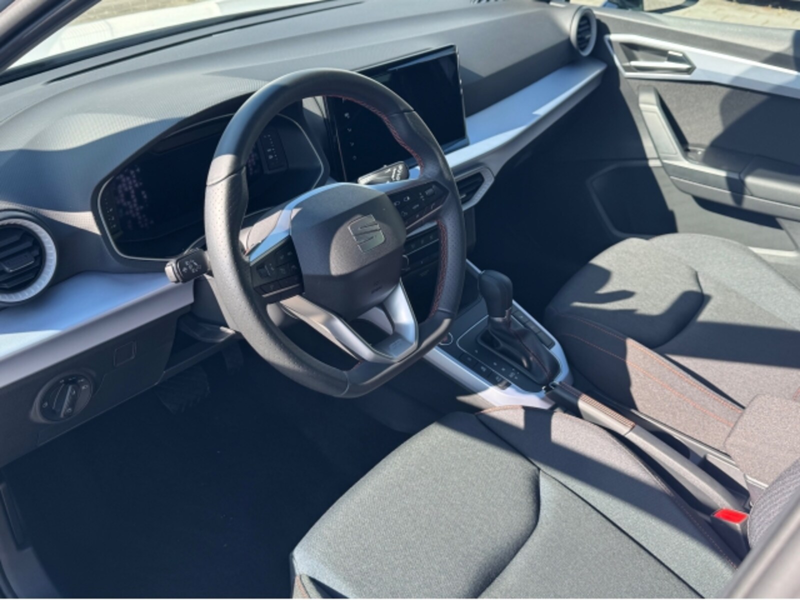 SEAT Arona – Bild 9