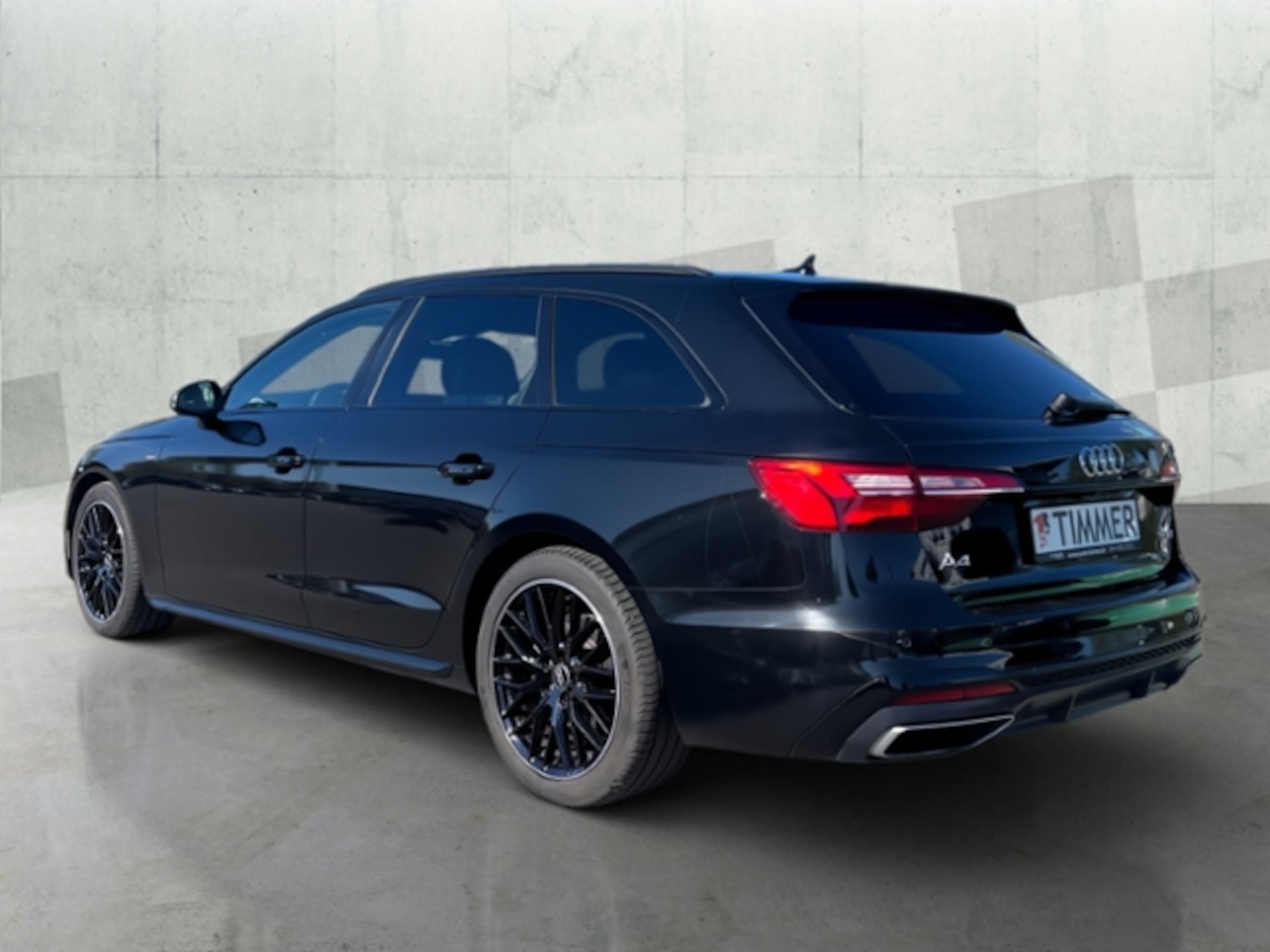 Audi A4 Avant S line