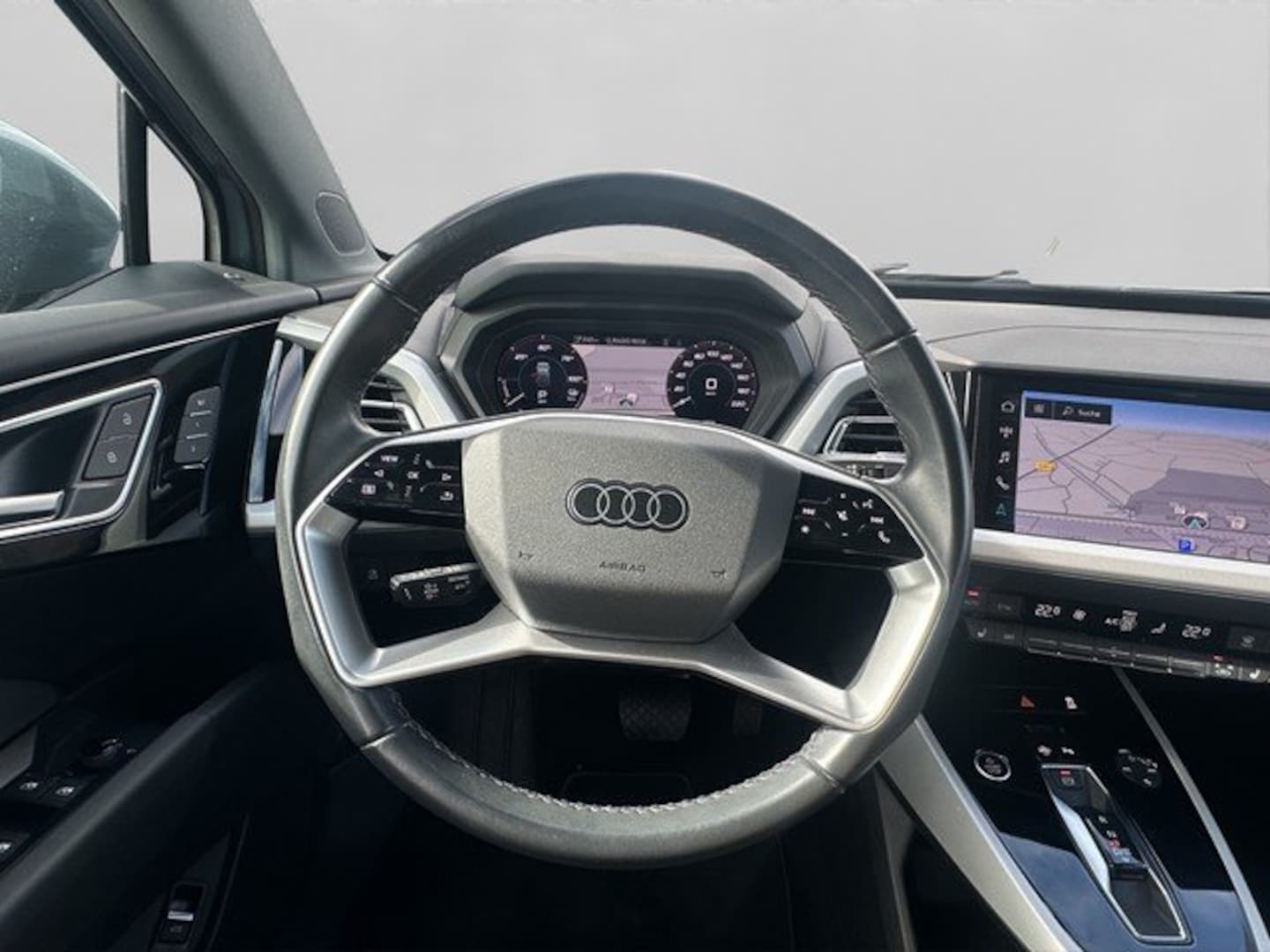 Bild über Audi Q4 e-tron 40 e-tron - für weitere Informationen kontaktieren Sie den Audi Partner