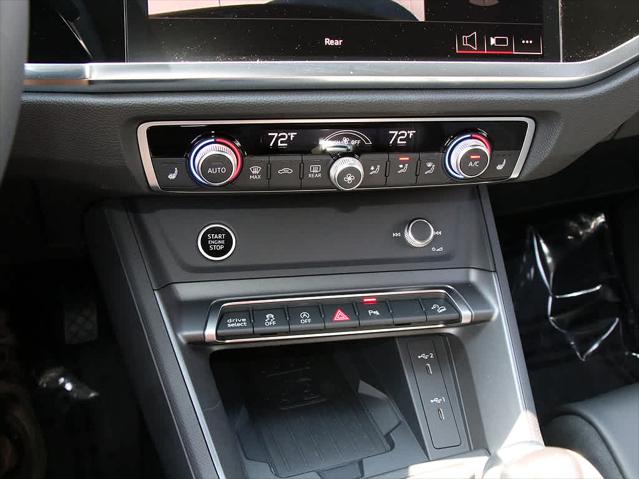 2025 AUDI Q3 - Image 21