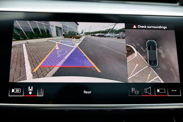 2025 Audi S8 Base - Photo 40