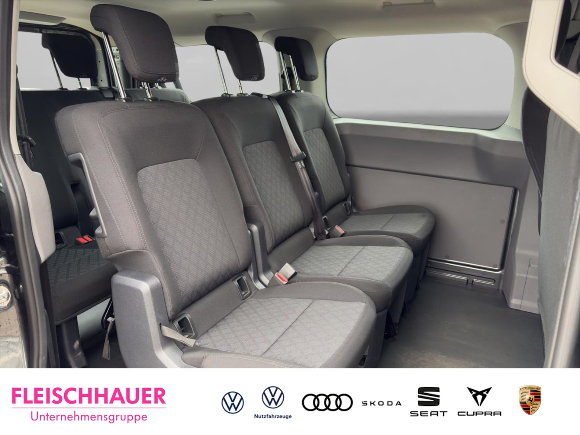 Volkswagen Transporter Kombi kurzer Radstand