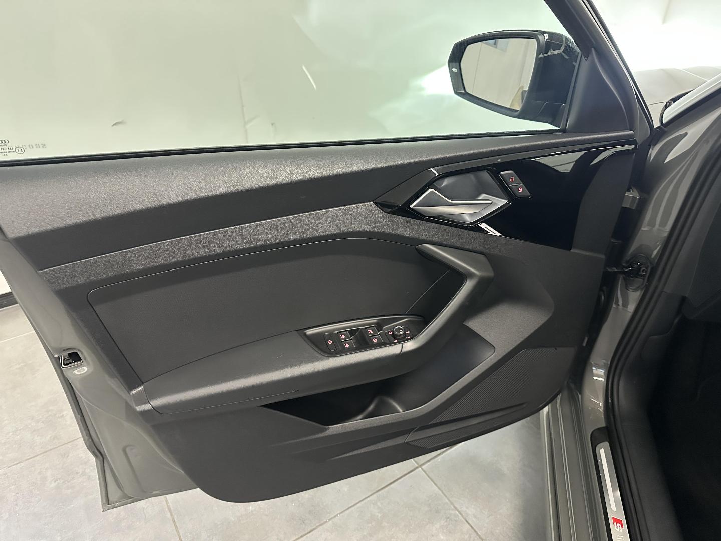 Image about Audi A1 Sportback S line plus 30 TFSI 85 kW (116 ch) S tronic