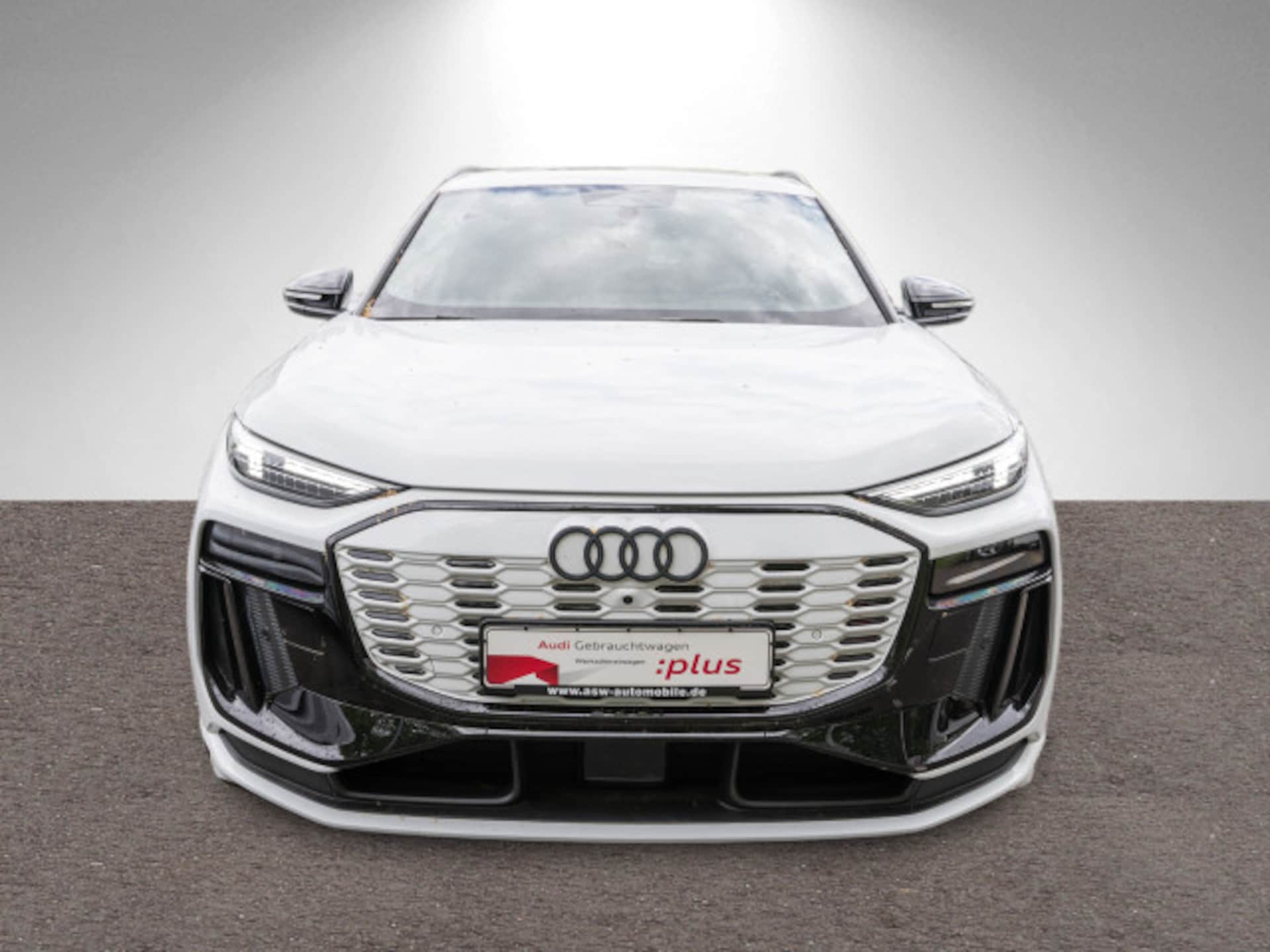 Audi Q6 SUV e-tron