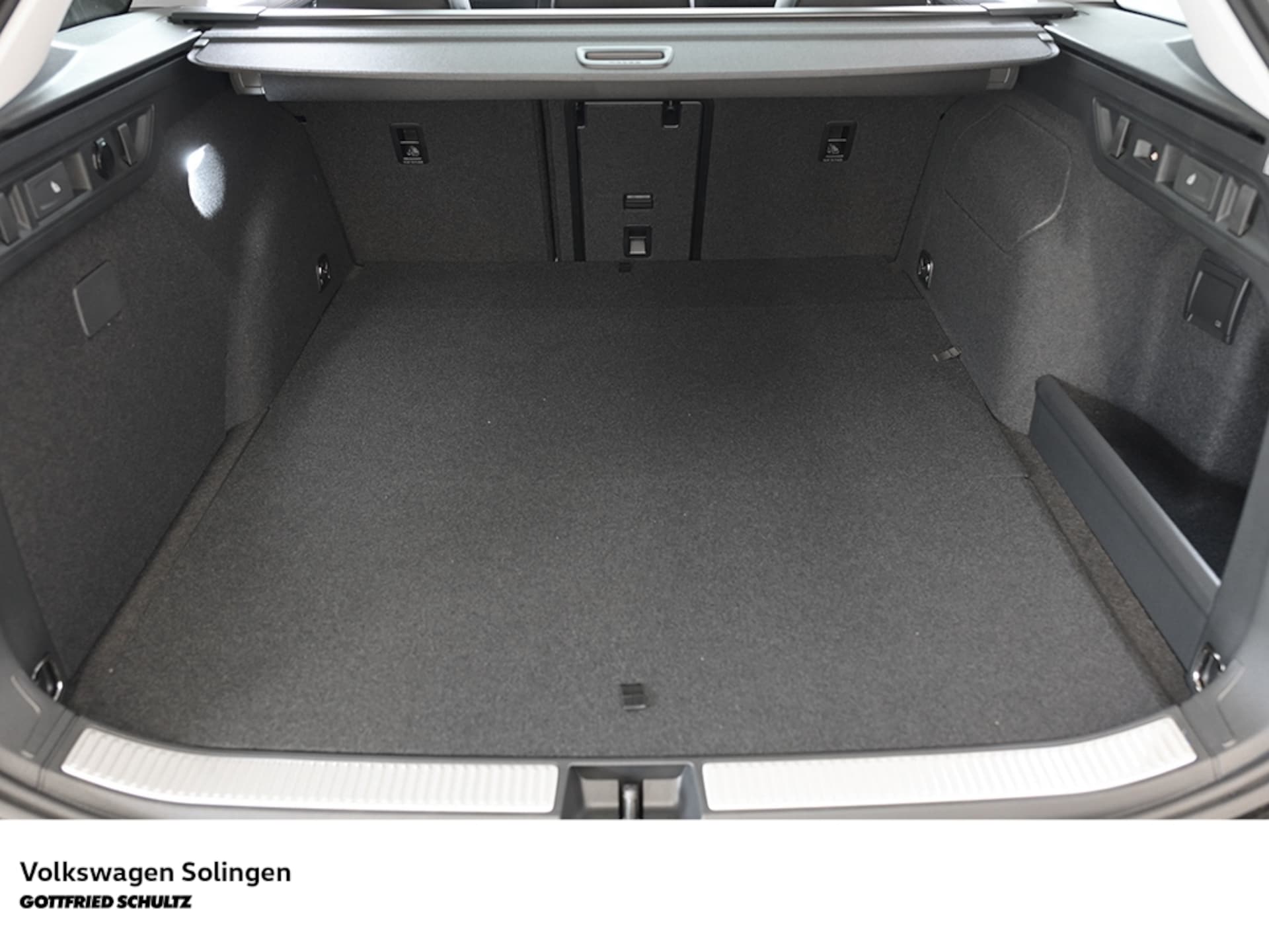 Volkswagen Passat Elegance