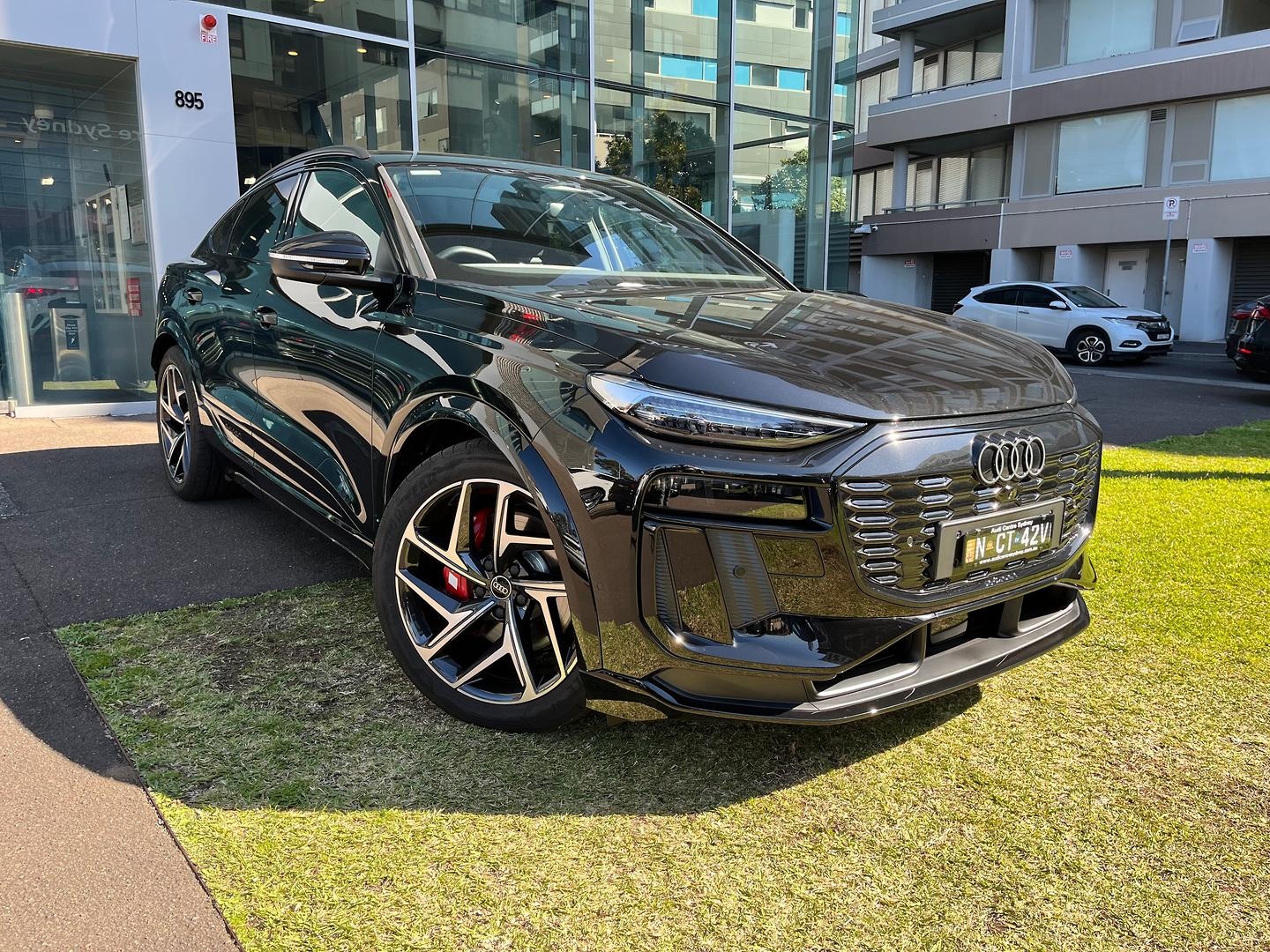 Image about Audi SQ6 Sportback e-tron e-tron quattro