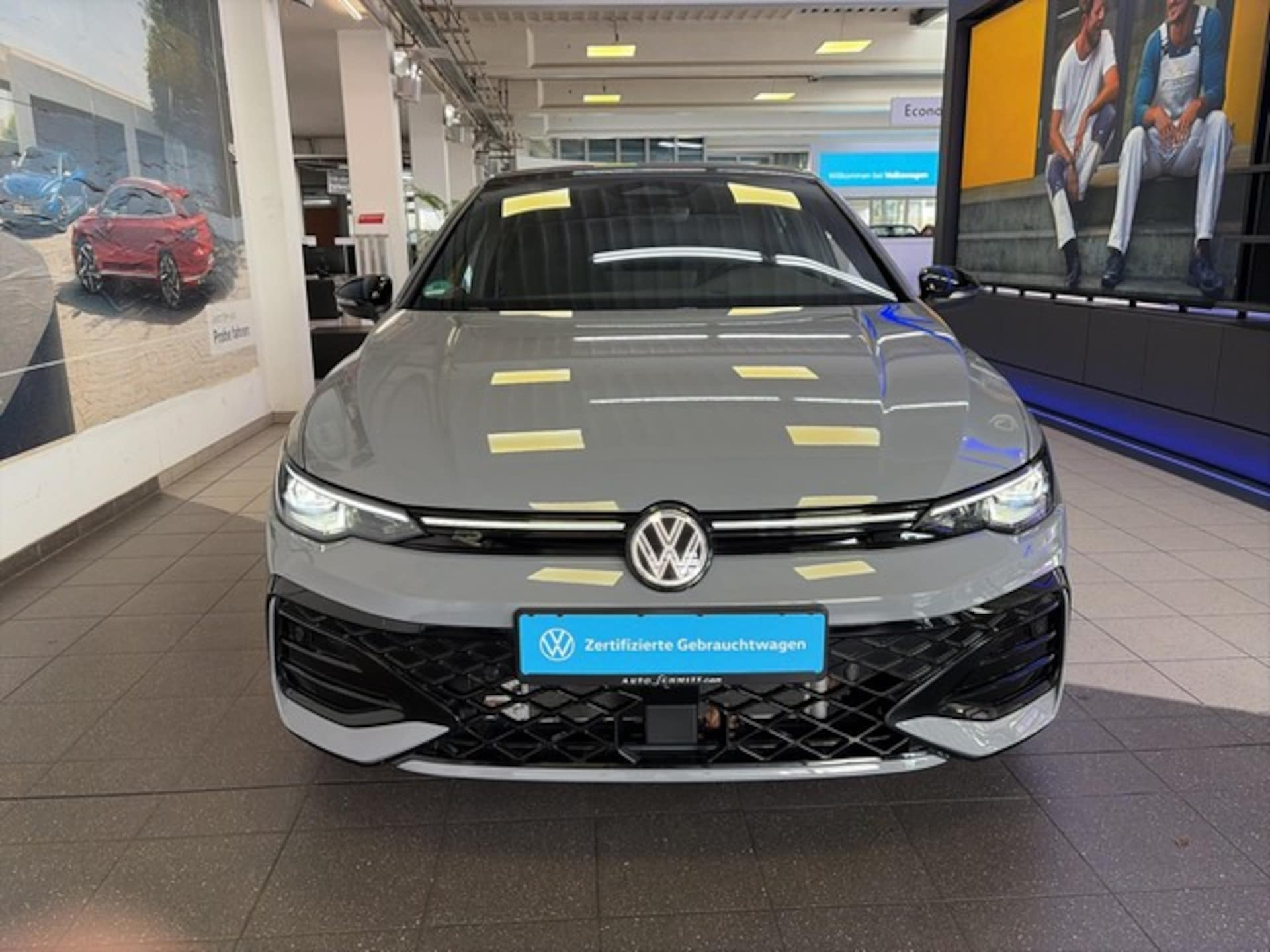 Volkswagen Golf R-Line