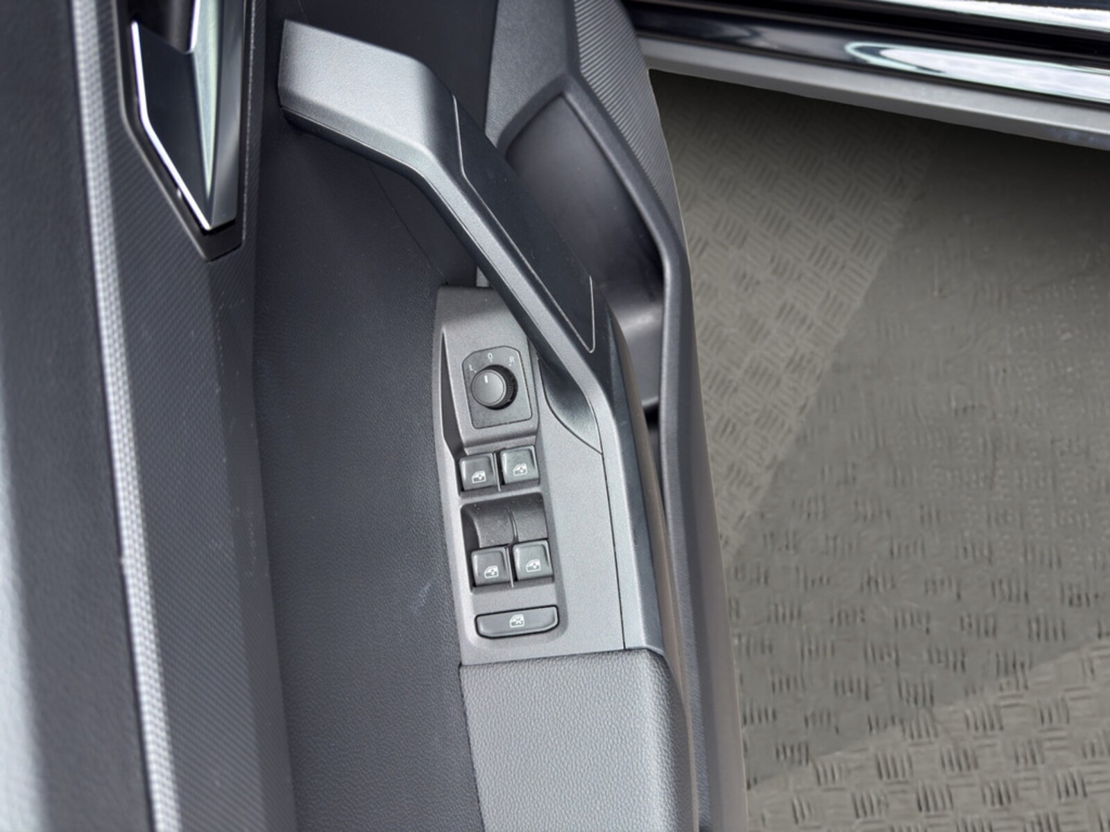 SEAT Arona – Bild 8