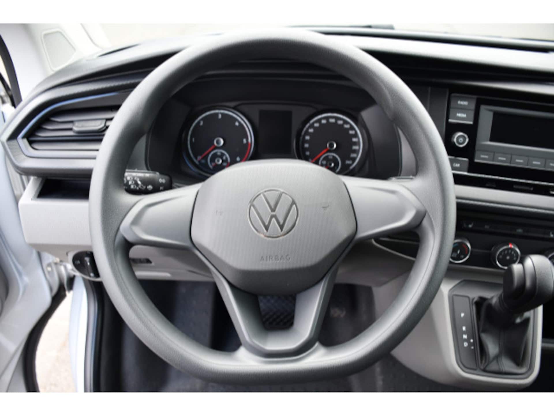 Volkswagen T6.1 Transporter Kasten langer Radstand