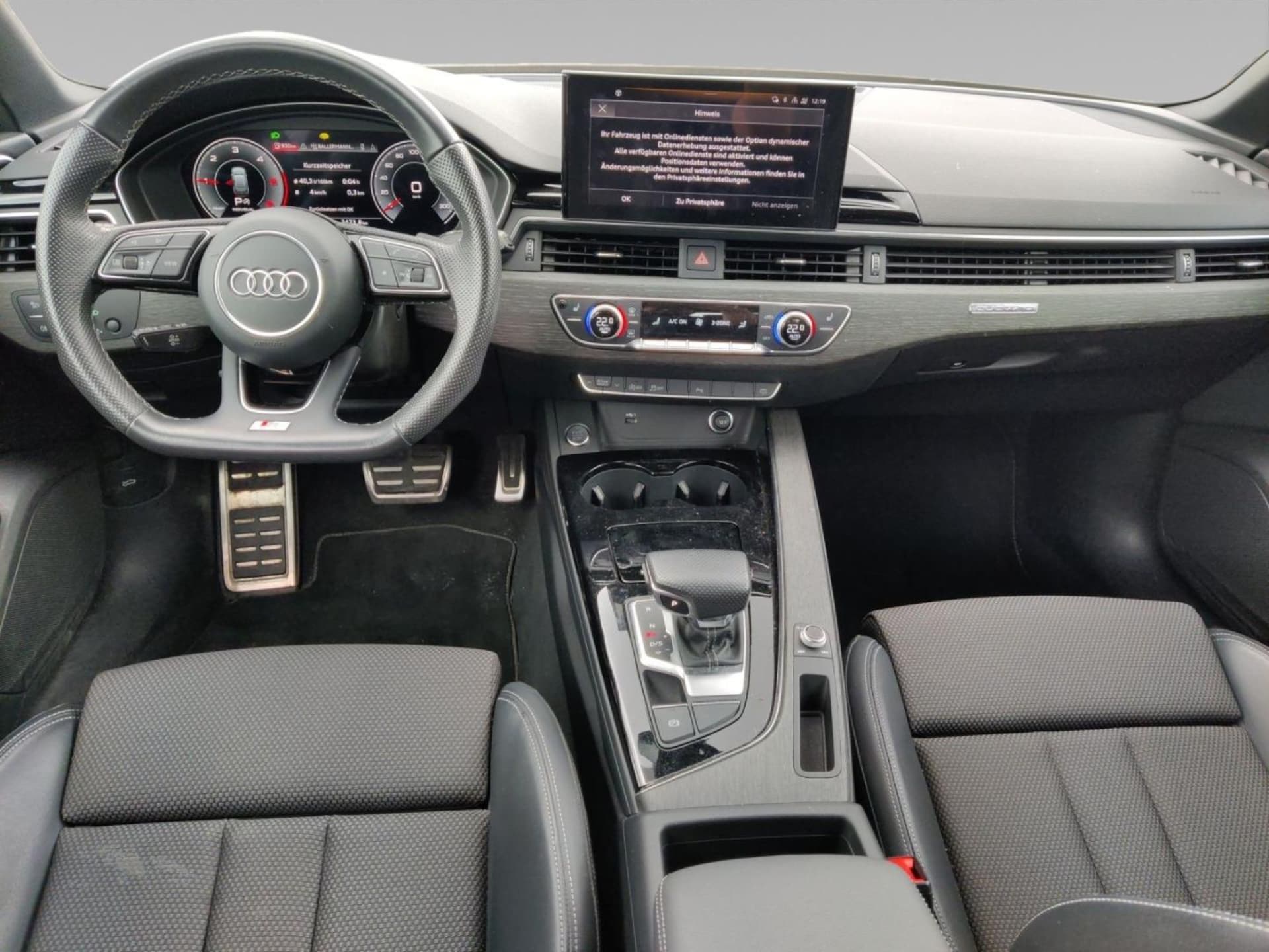 Audi A4 Avant S line