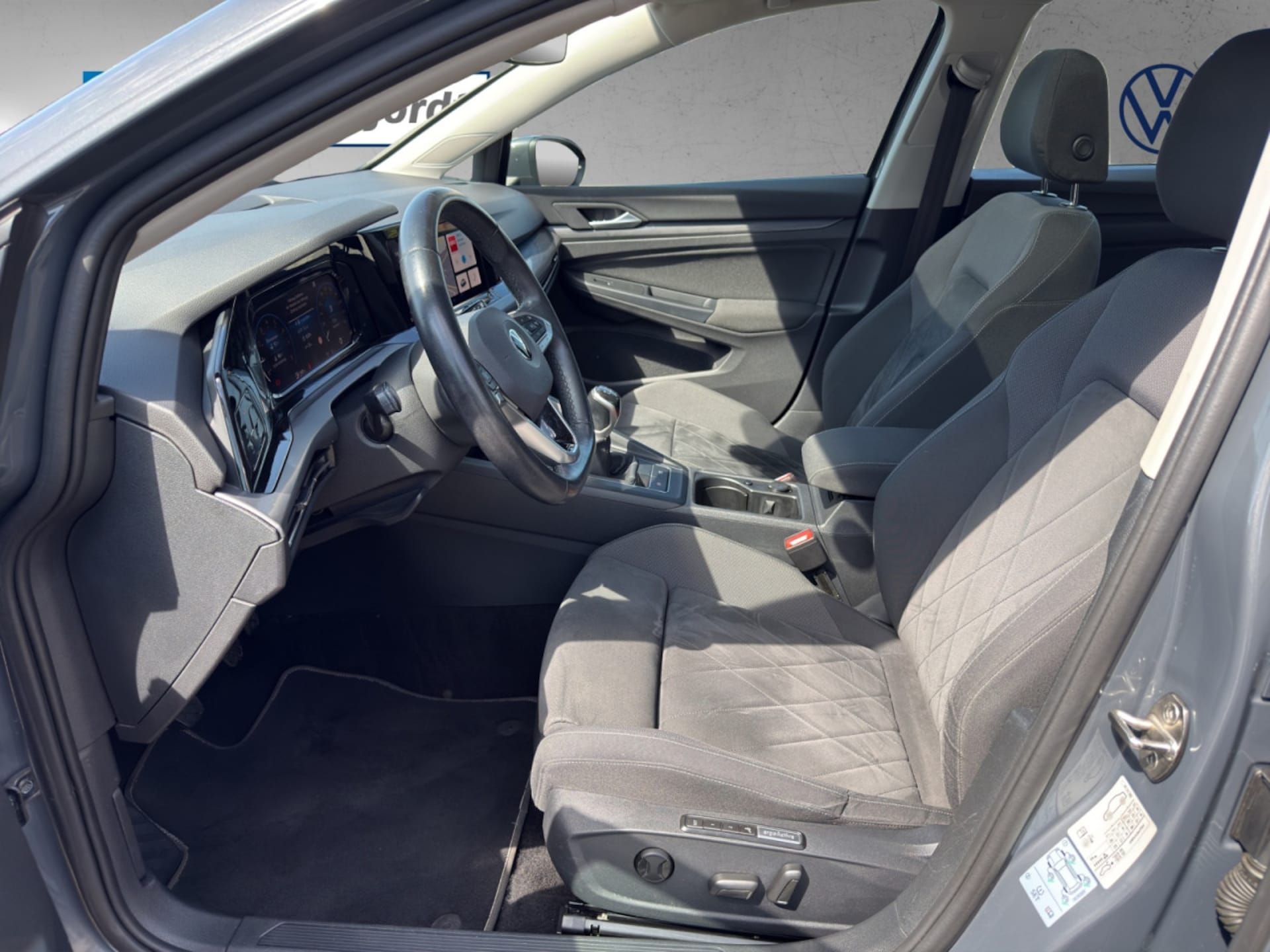 Volkswagen Golf Style