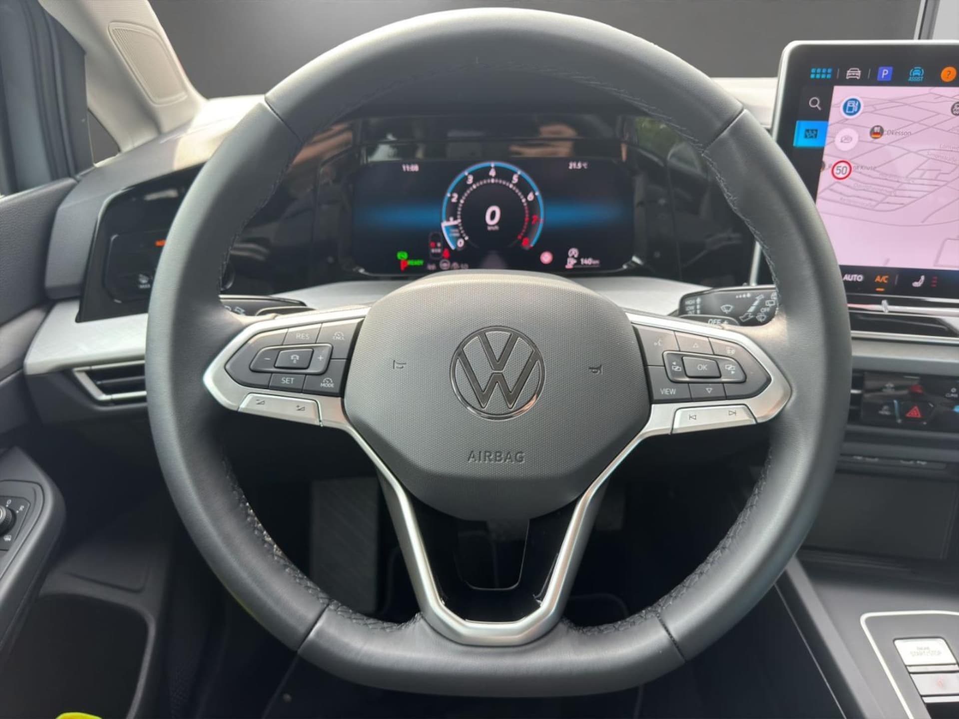 Volkswagen Golf Life
