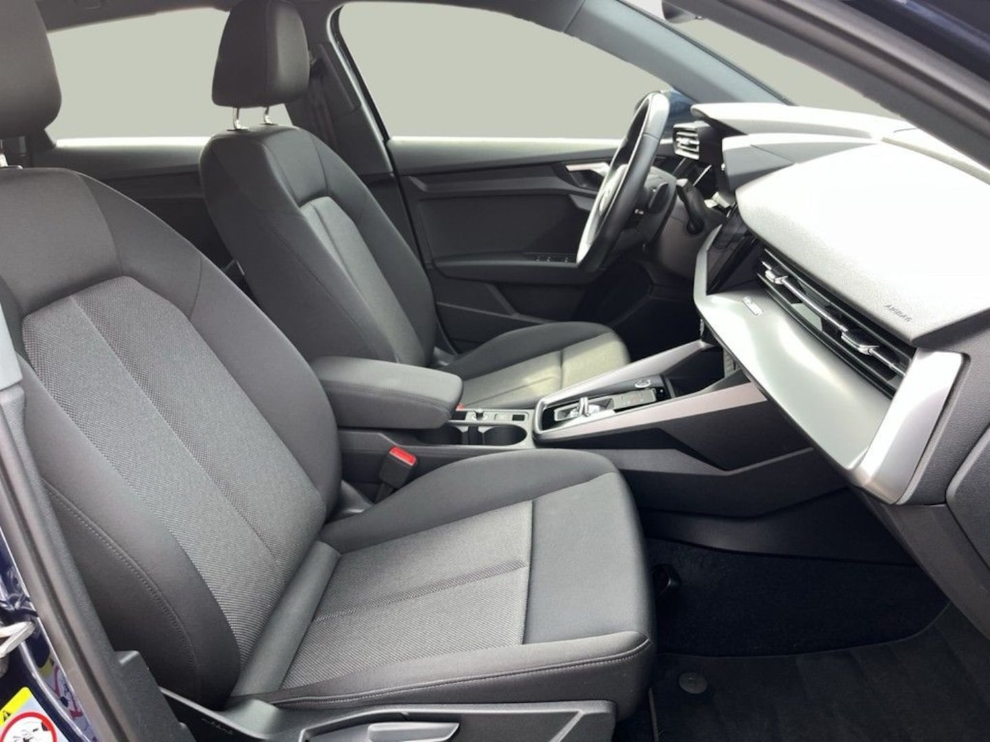 Bild über Audi A3 Sportback advanced 35 TDI S tronic - für weitere Informationen kontaktieren Sie den Audi Partner