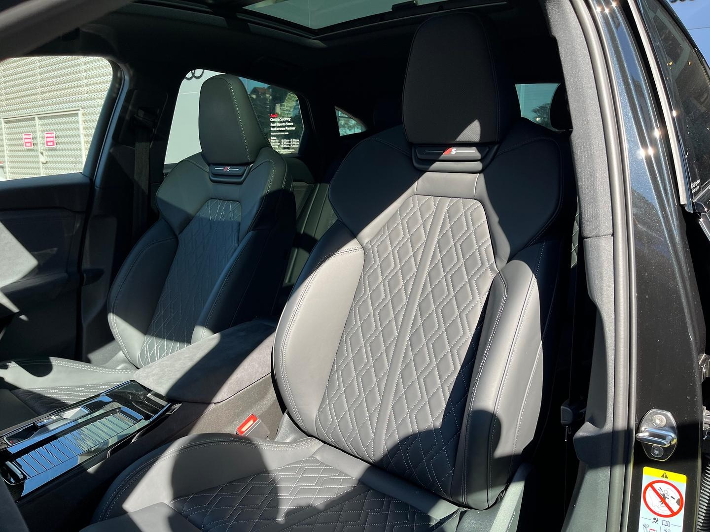 Image about Audi SQ6 Sportback e-tron e-tron quattro